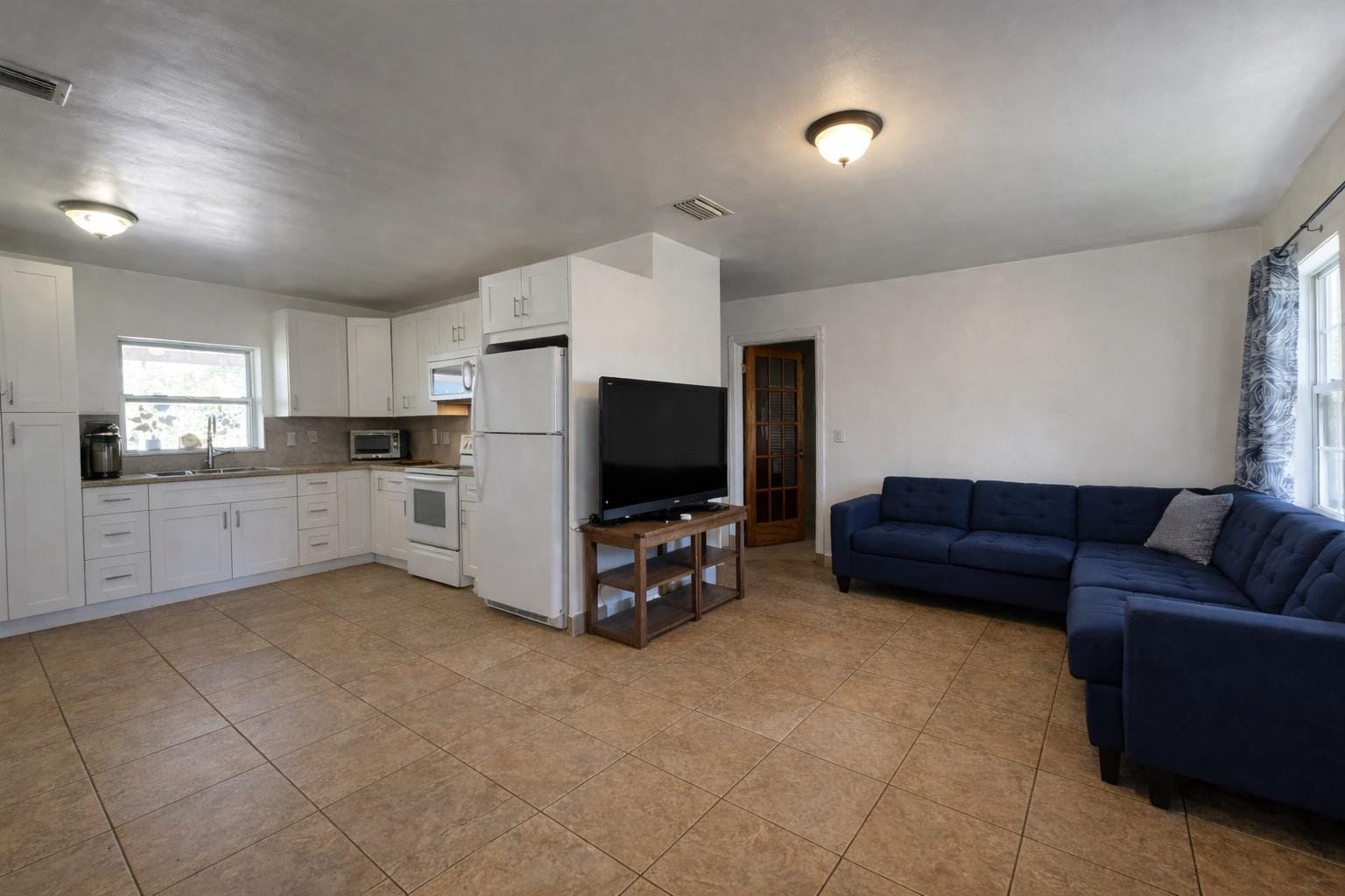 500 NE 59th Street — photo 3