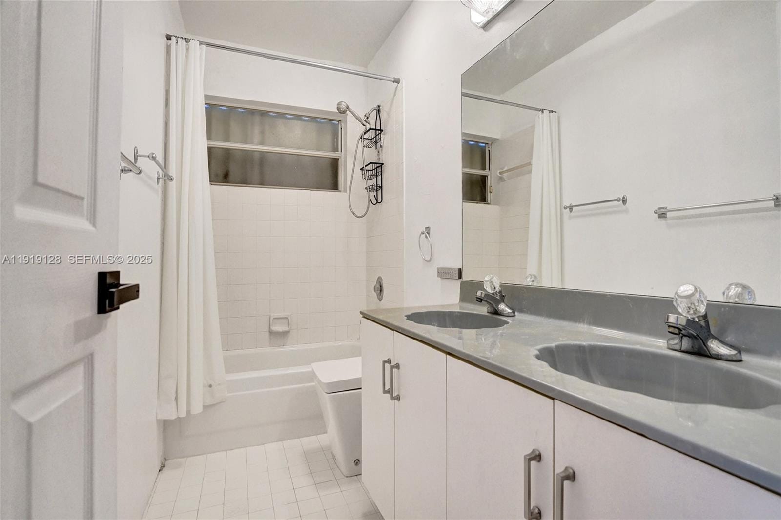 5421 Hawkes Bluff Avenue, Davie, FL 33331 photo 13
