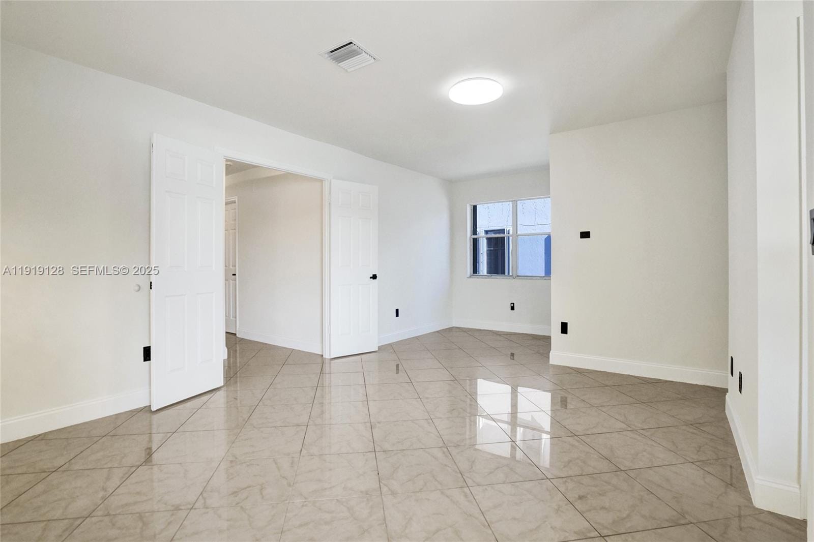 5421 Hawkes Bluff Avenue, Davie, FL 33331 photo 18