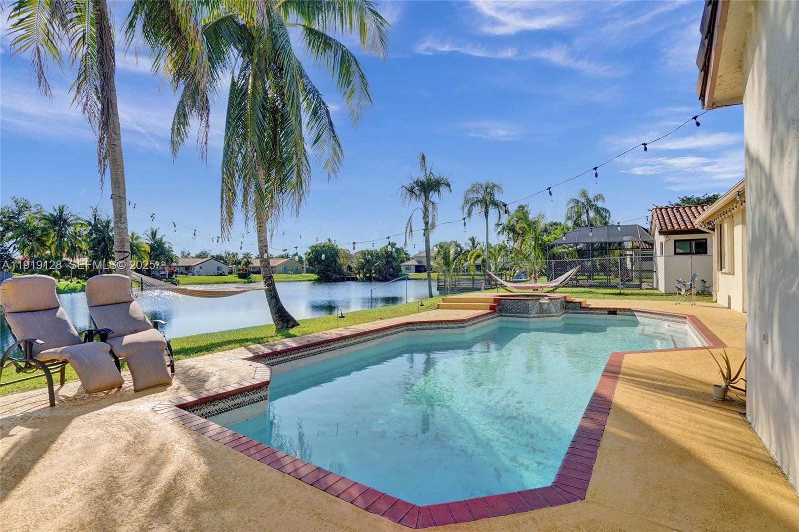 5421 Hawkes Bluff Avenue, Davie, FL 33331 photo 3