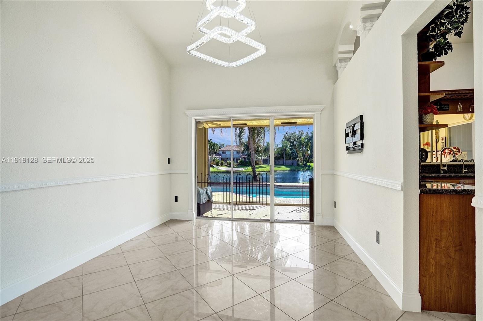 5421 Hawkes Bluff Avenue, Davie, FL 33331 photo 9