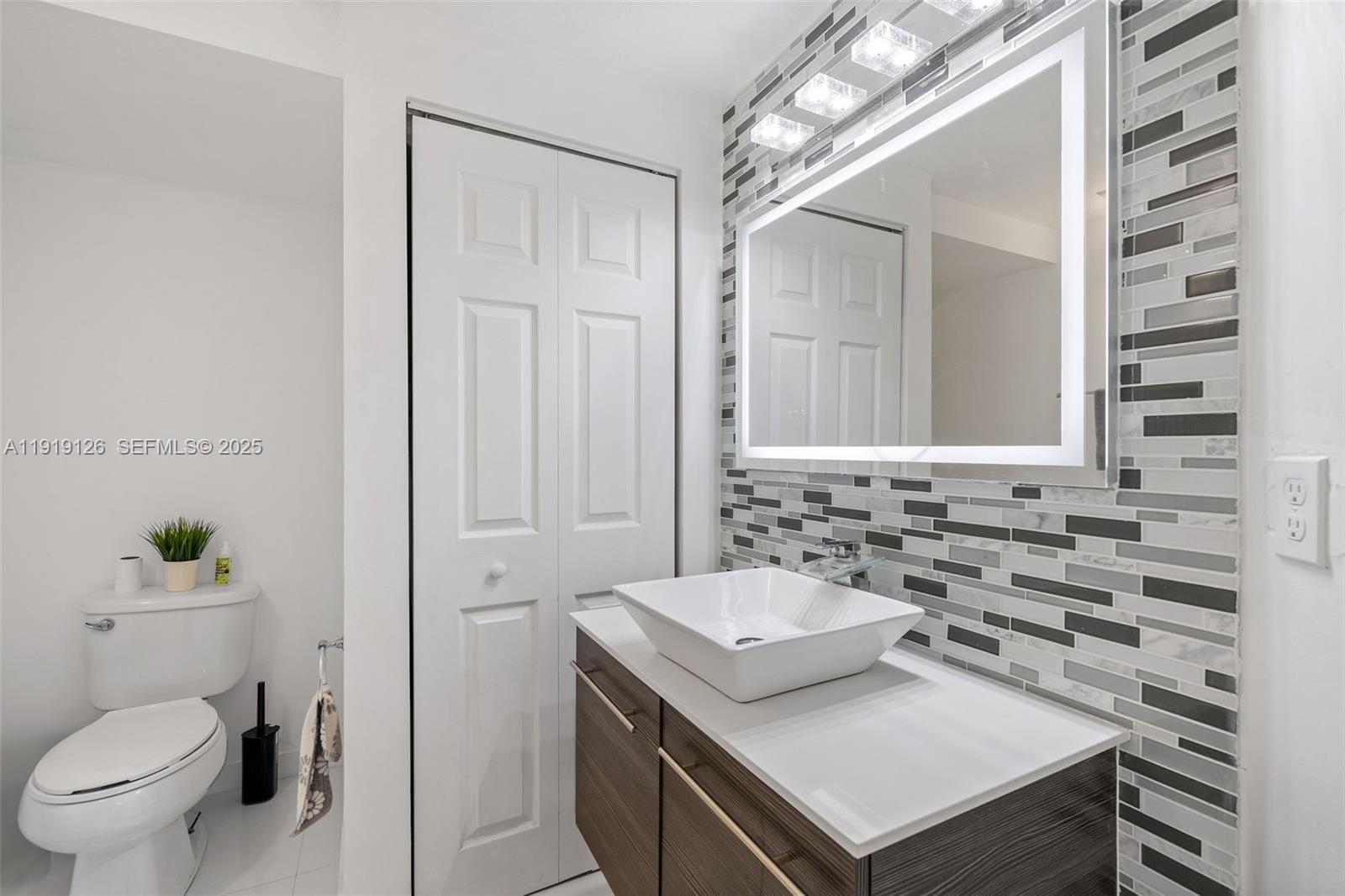 8780 NW 116th Path, Doral, FL 33178 photo 12