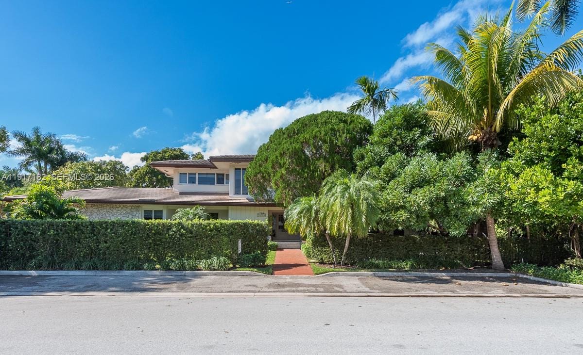 9400 E Broadview Drive, Bay Harbor Islands, FL 33154 photo 23