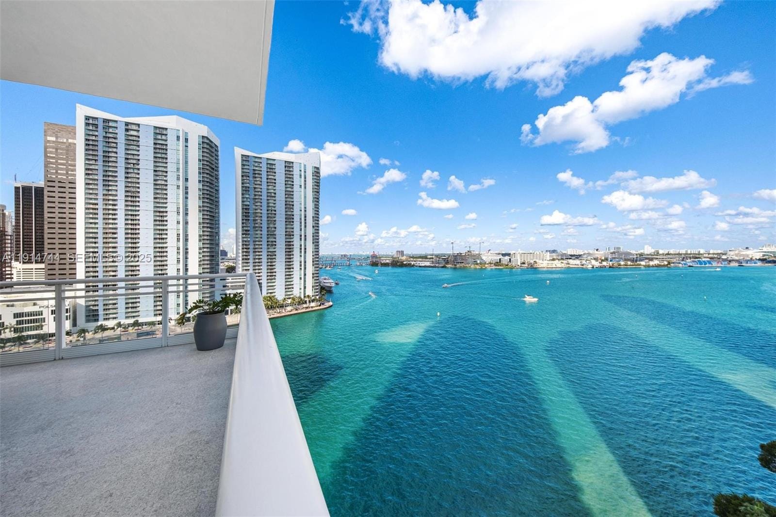900 Brickell Key Boulevard 1403 — photo 6