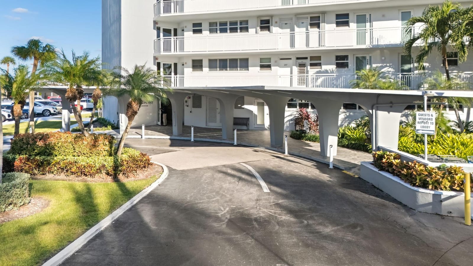 1920 S Ocean Drive 510 — photo 4