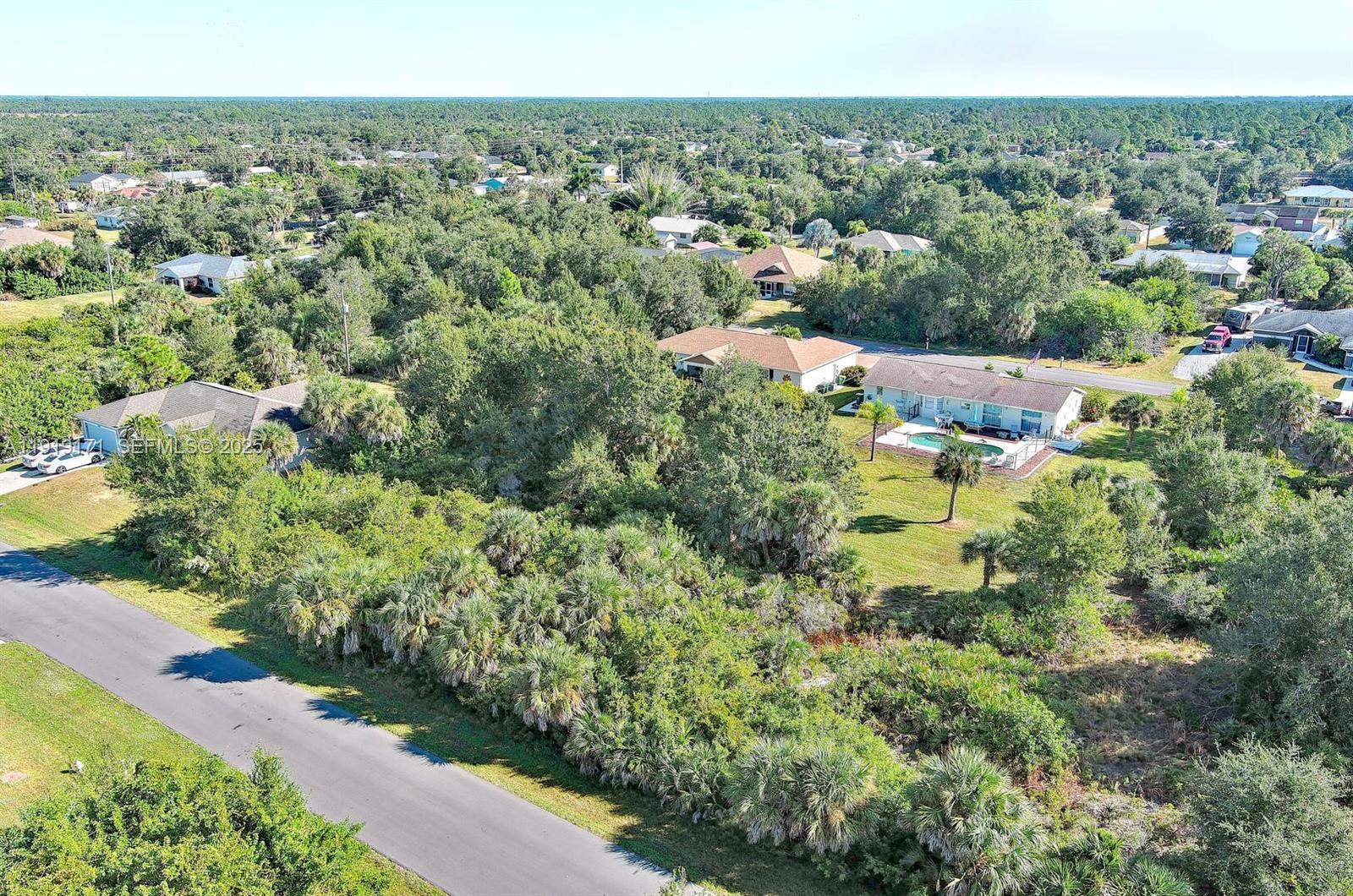 6184 Lomax Street, FL 34224, Englewood