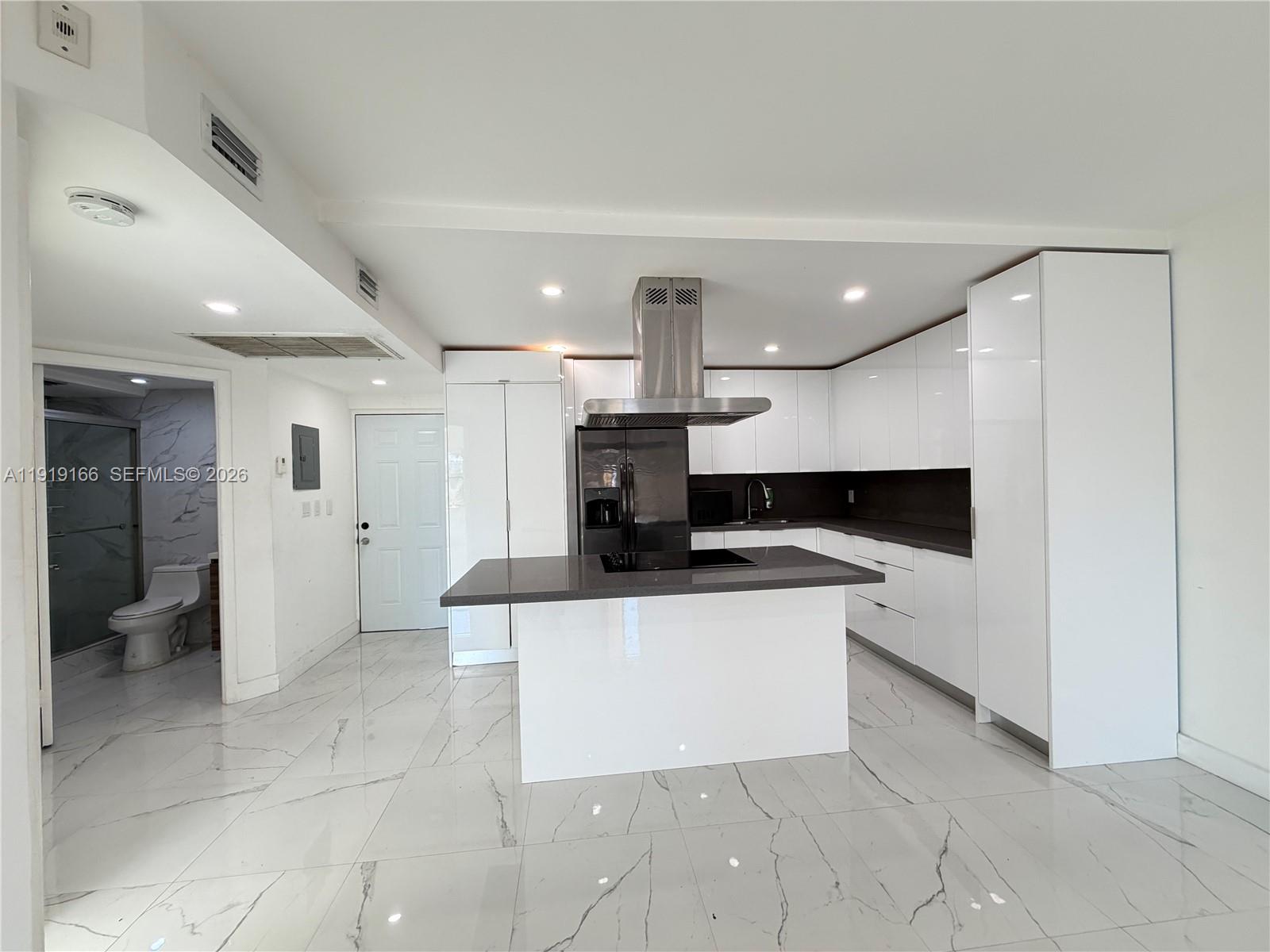 8290 Lake Drive 427, Doral, FL 33166, Doral