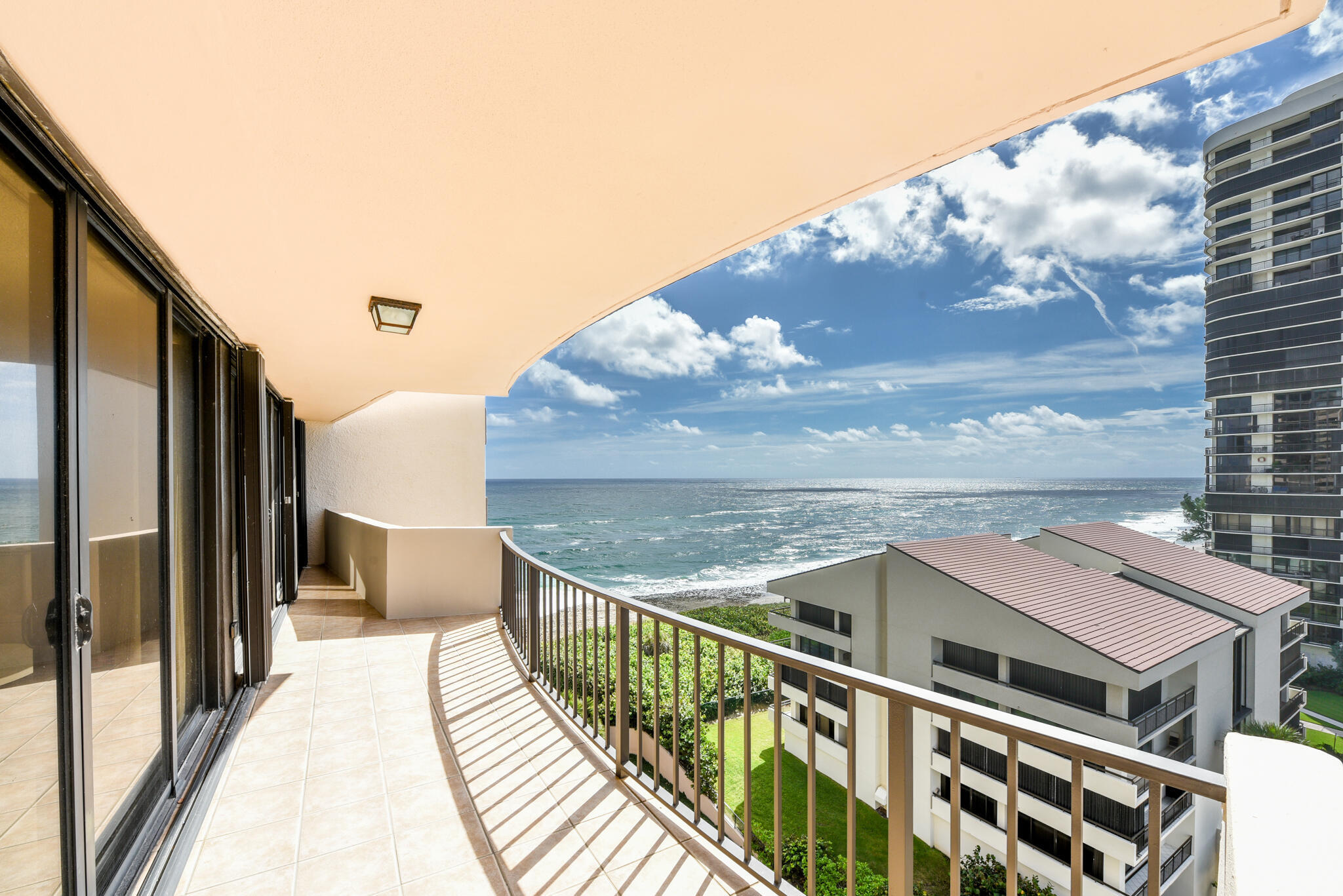 4200 N Ocean Drive 1-904, Singer Island, FL 33404, Singer Island