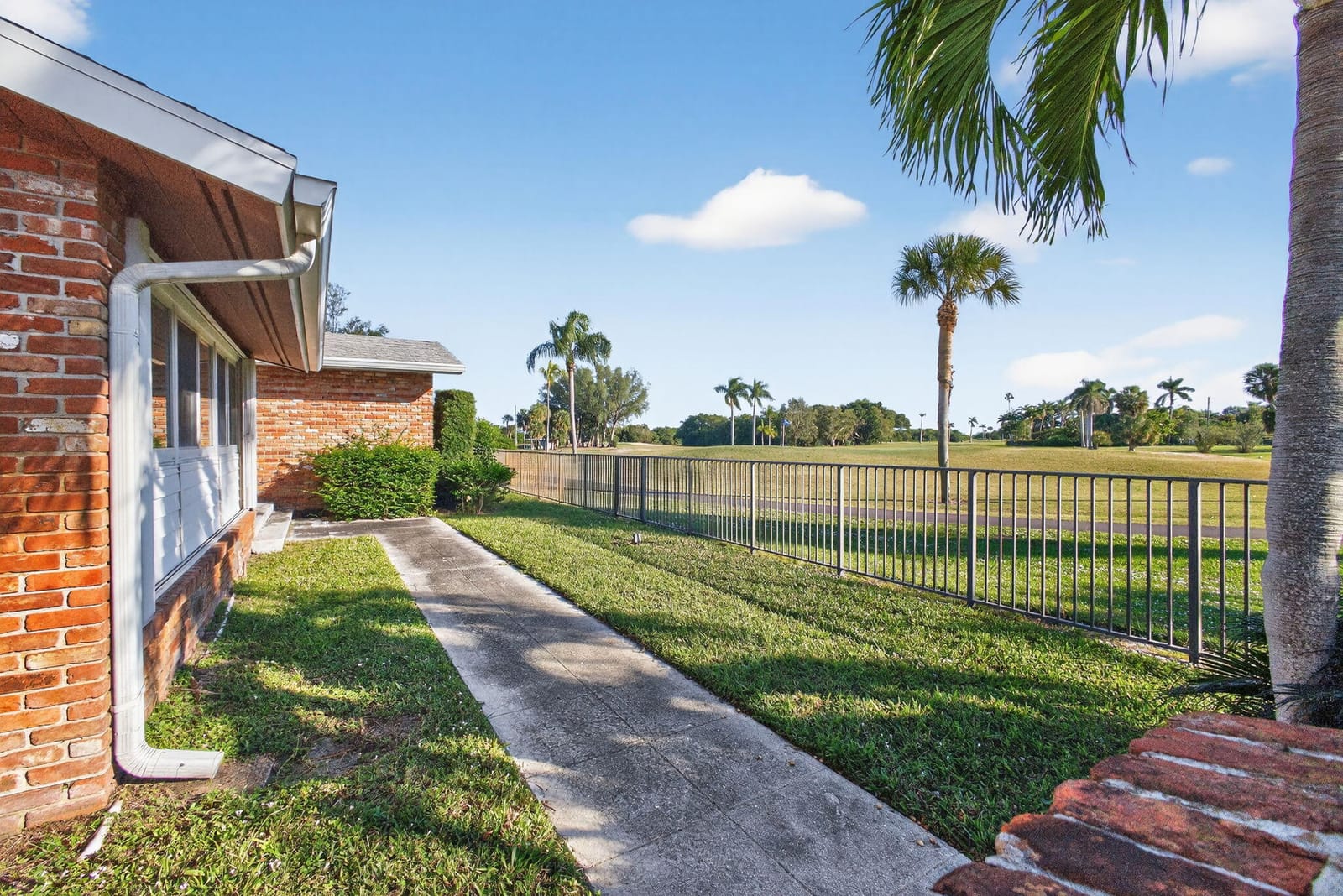 1314 N Lakeside Drive, Lake Worth Beach, FL 33460 photo 12