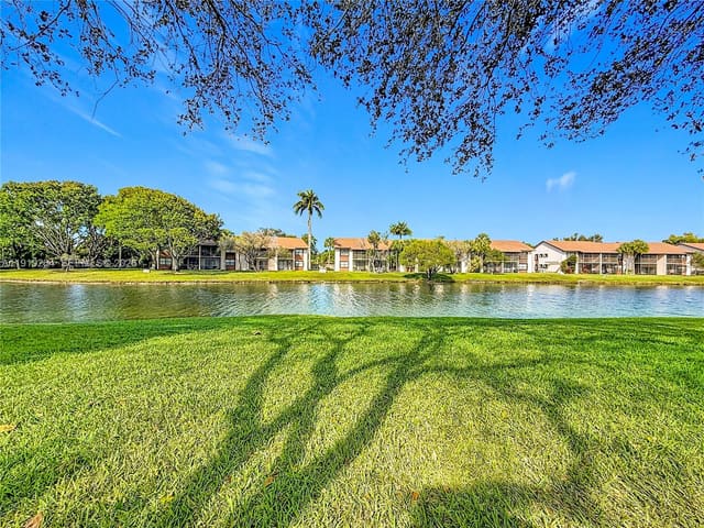 9825 NW 37th Street 5F, sold in Nob Hill At Welleby, Sunrise, FL