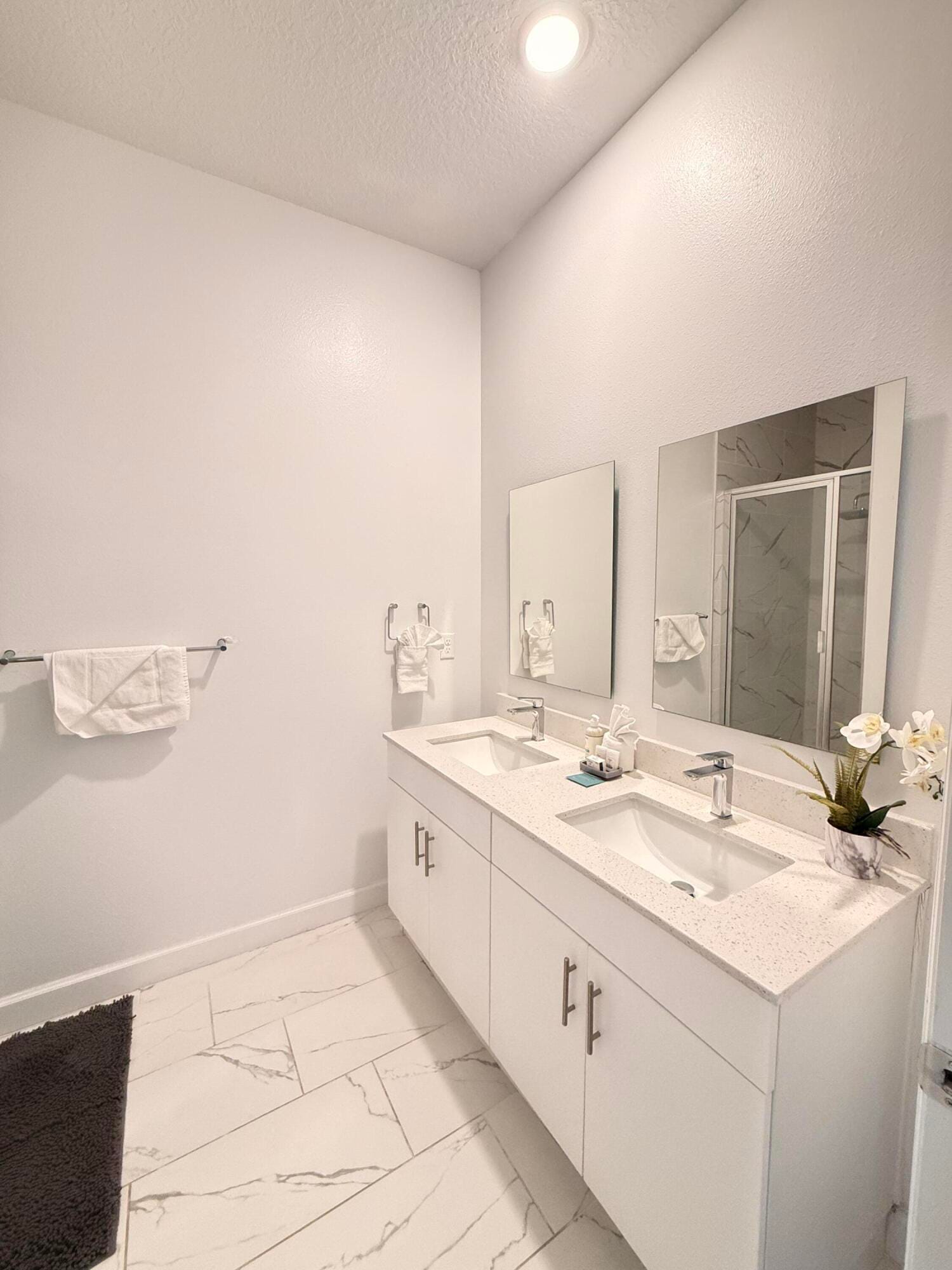 657 Trikomo Drive, Davenport, FL 33896 photo 22