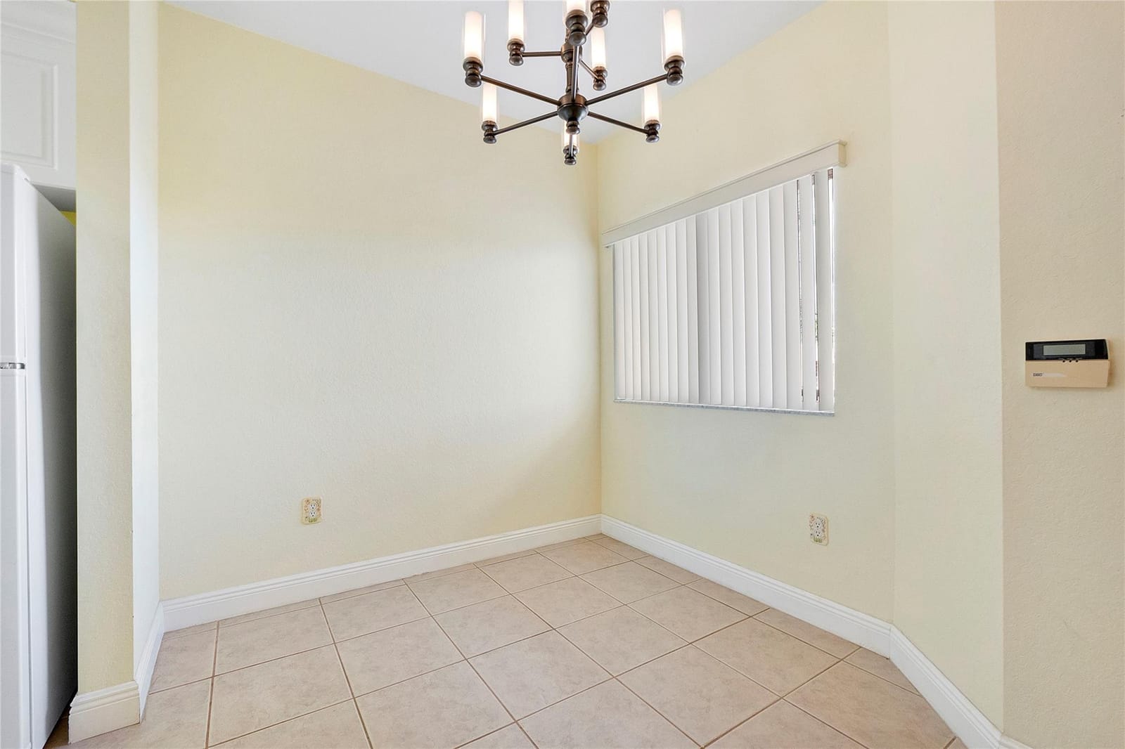7765 Yardley Drive 403 — photo 2