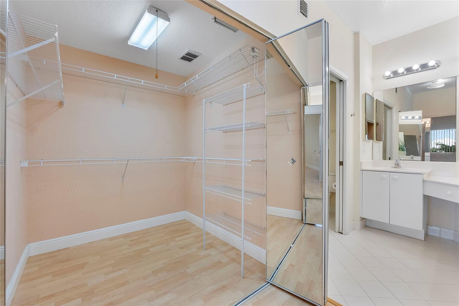 7765 Yardley Drive 403 — photo 10