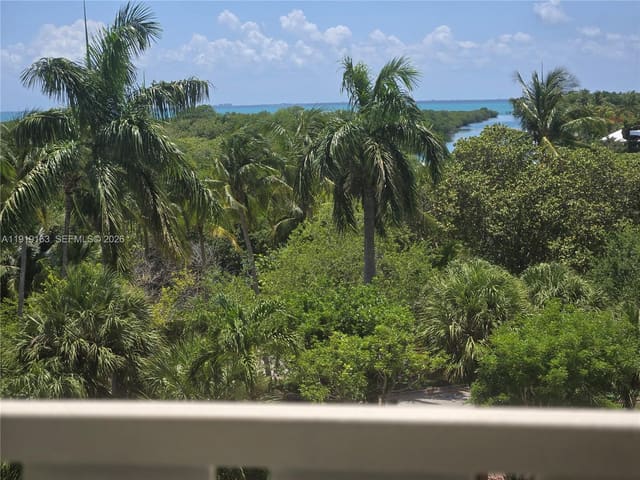 1121 Crandon Boulevard D404, sold in Towers Of Key Biscayne Co, Key Biscayne, FL