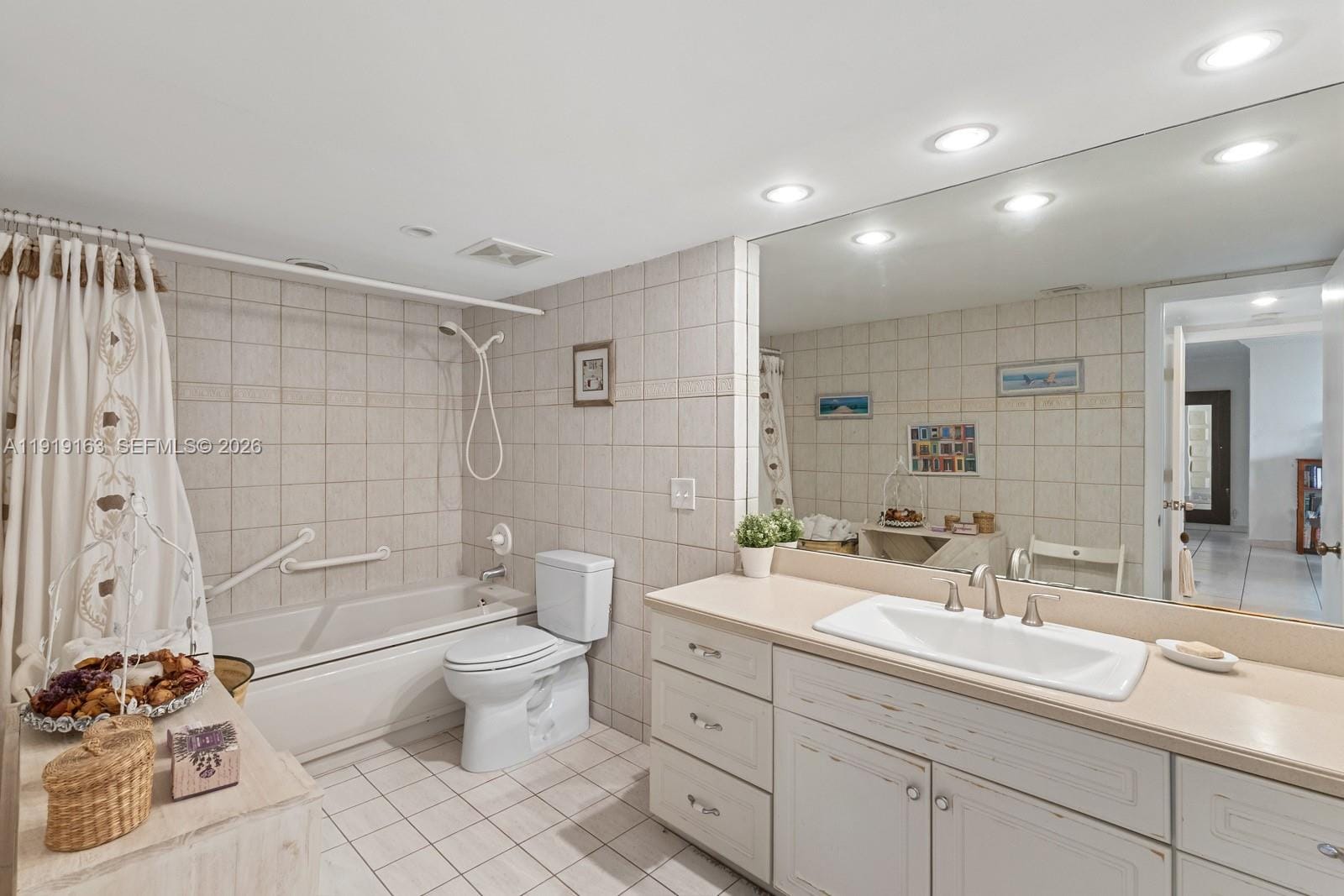 1121 Crandon Boulevard D404, Key Biscayne, FL 33149 photo 11