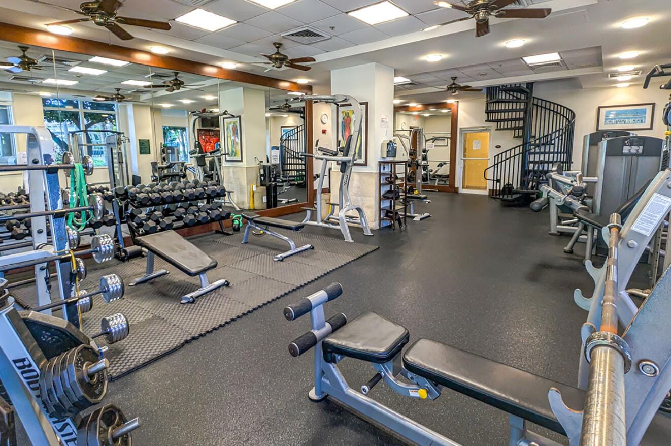 19501 W Country Club Drive 605, Aventura, FL 33180 photo 28