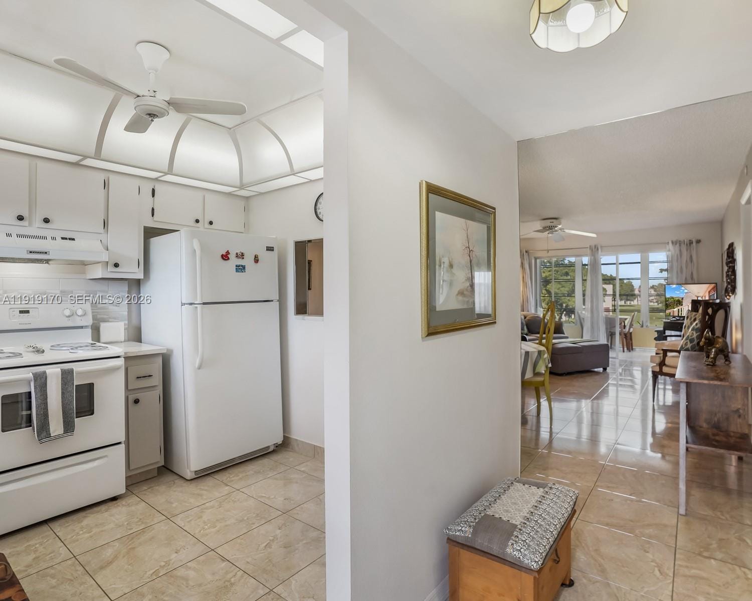 9401 Sunrise Lakes Boulevard 302, Sunrise, FL 33322 photo 15