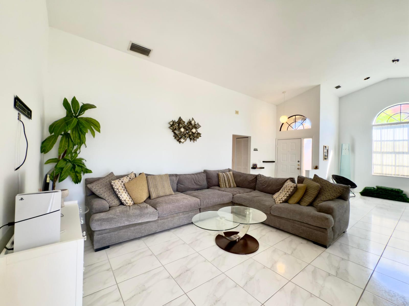 8491 Heather Place — photo 8
