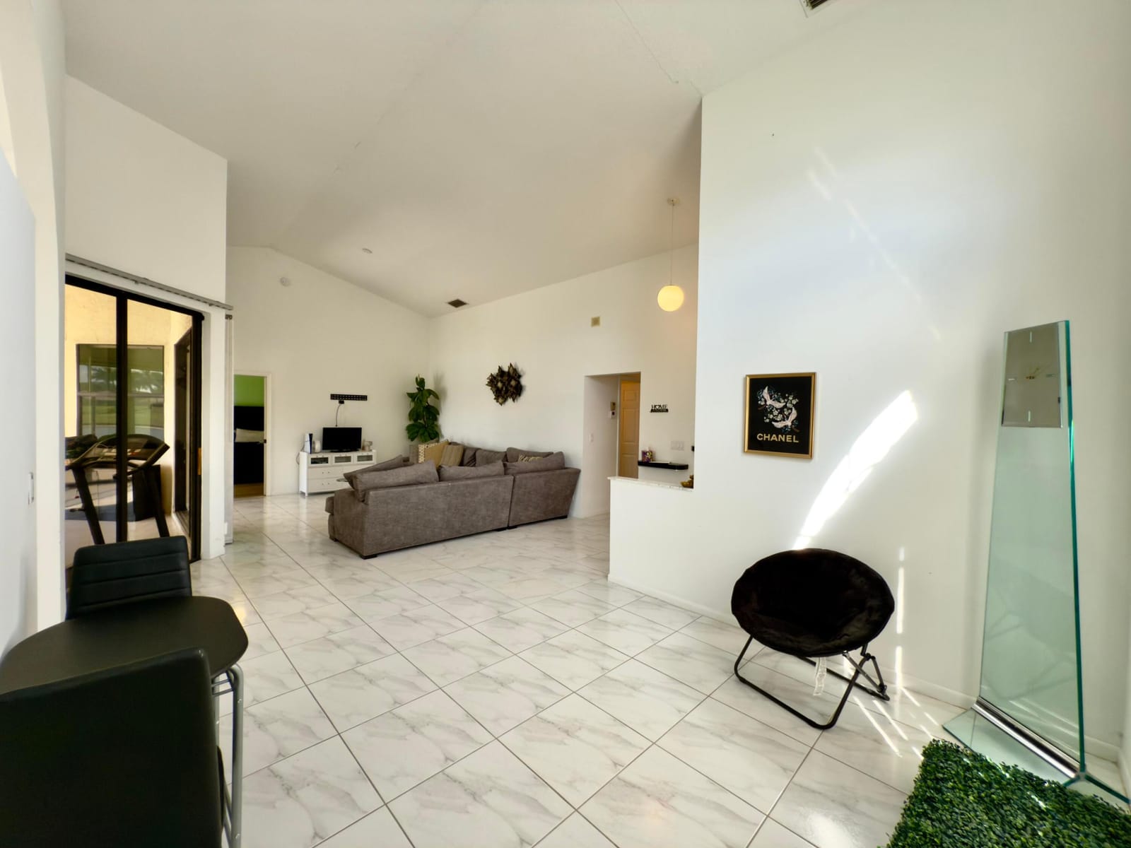 8491 Heather Place — photo 9