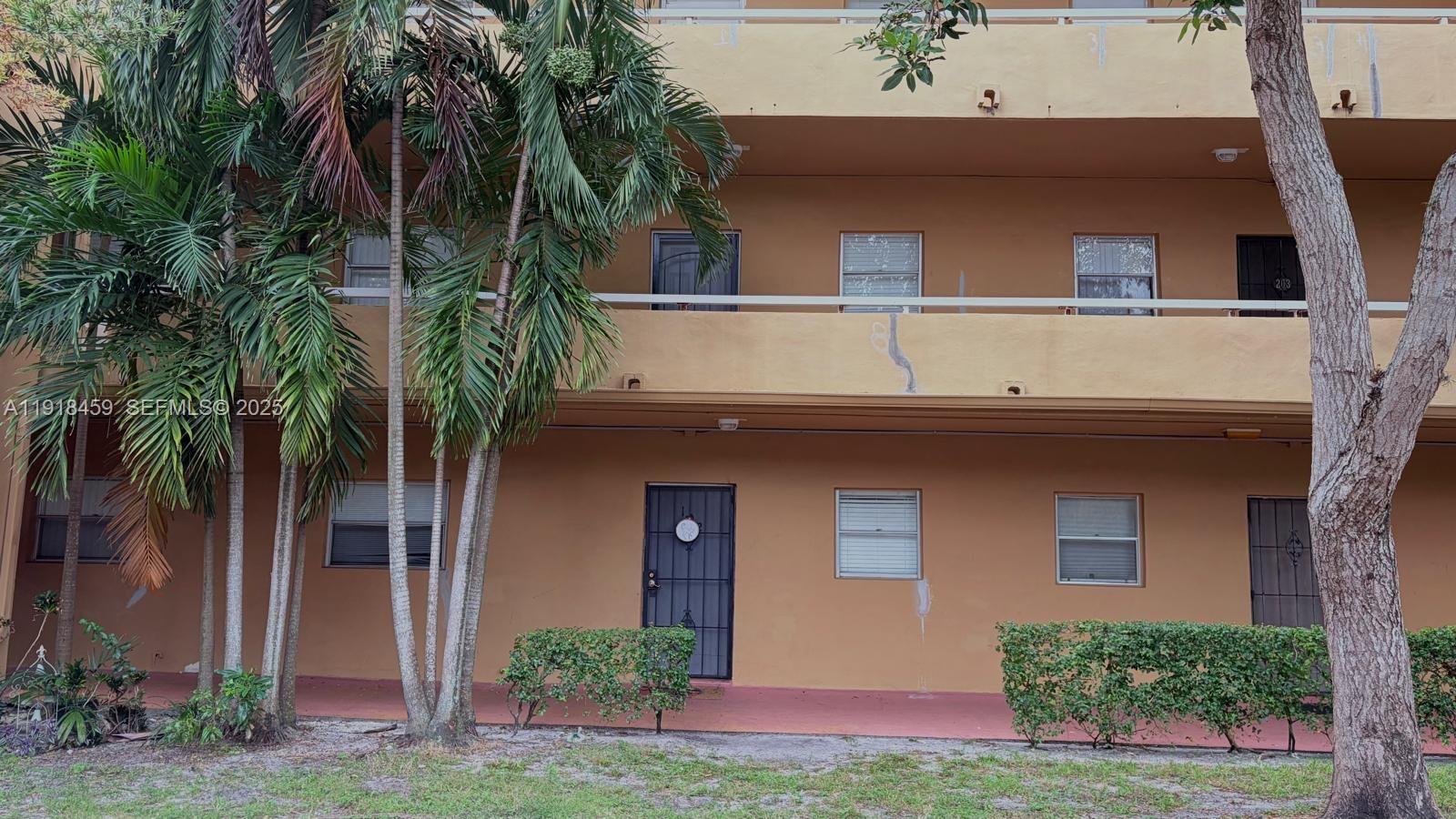 4111 Stirling Road 102, Dania Beach, FL 33314, Dania Beach