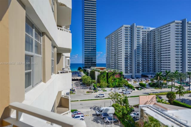 1985 S Ocean Drive 6J, Hallandale Beach, FL 33009