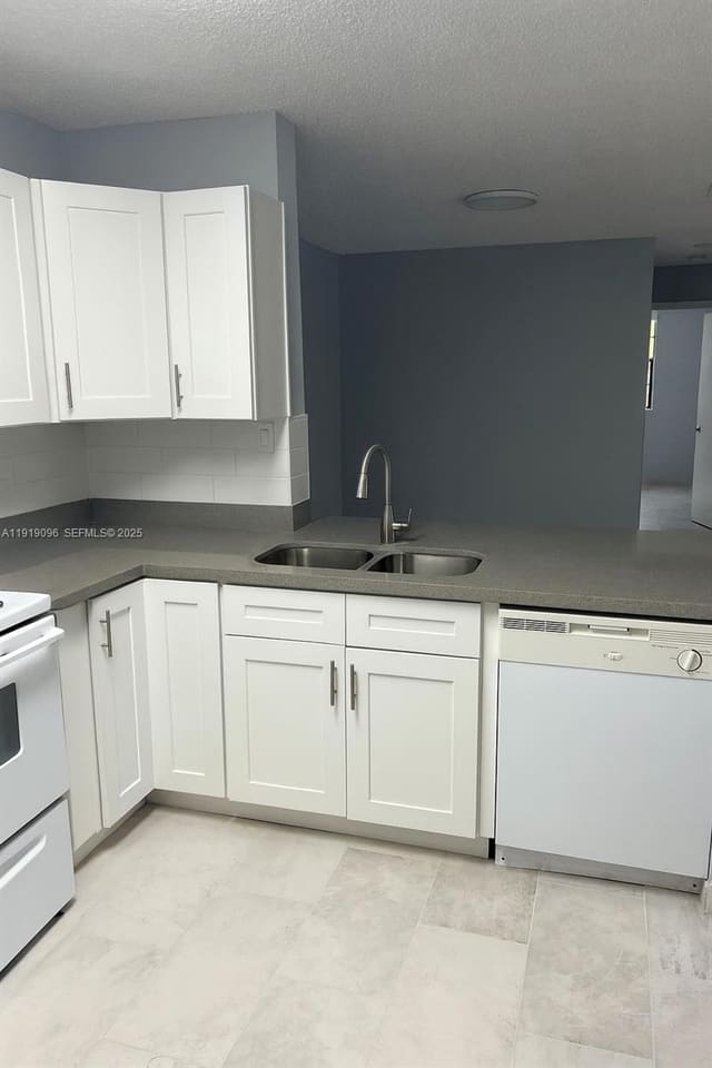 11205 W Atlantic Boulevard 203, sold in Atlantic Springs Condo, Coral Springs, FL