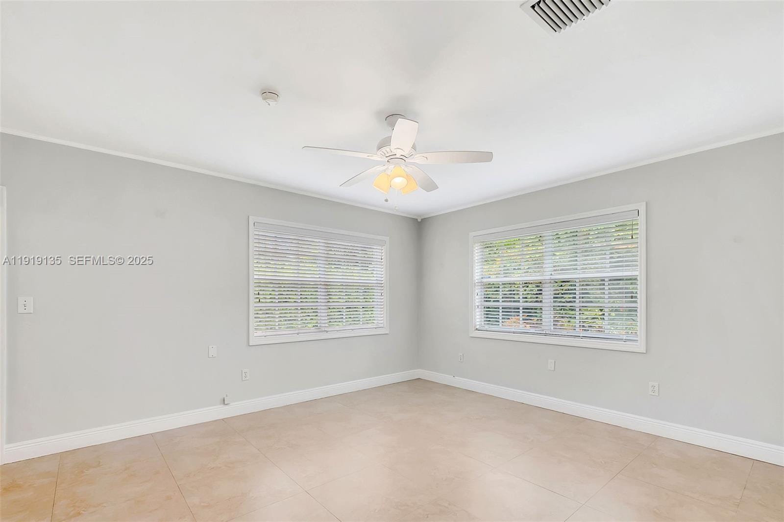 516 Gerona Avenue, Coral Gables, FL 33146 photo 11