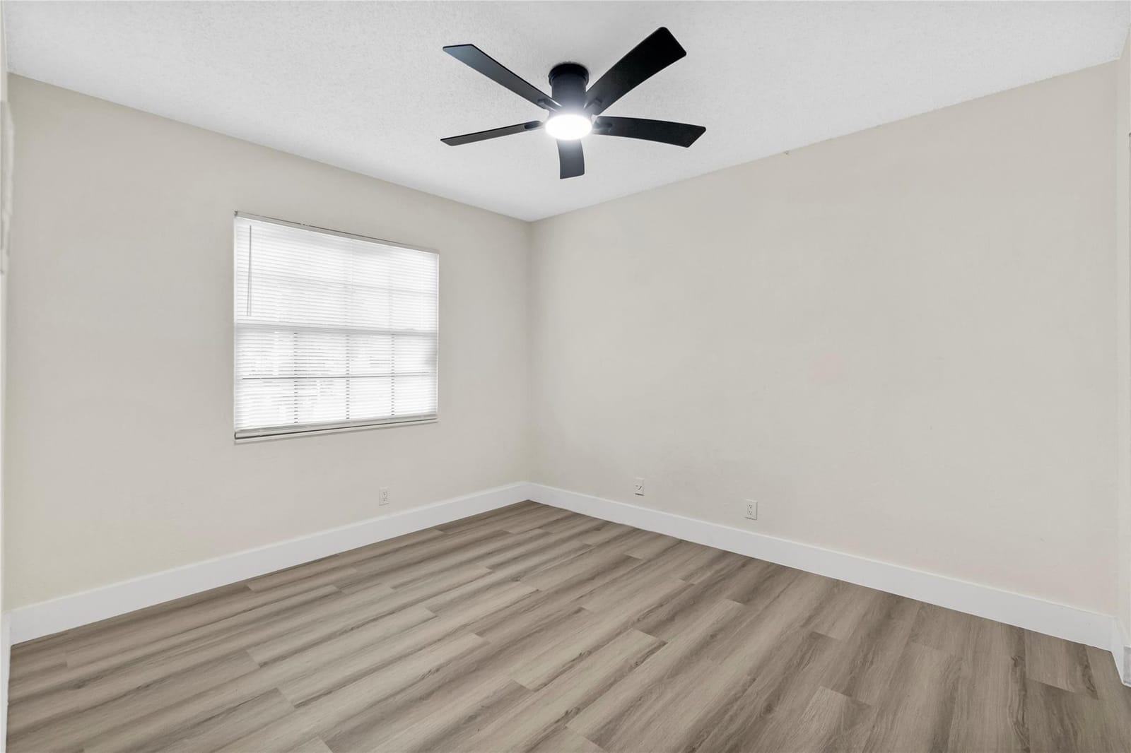 1312 SW 75th Avenue, North Lauderdale, FL 33068 photo 15