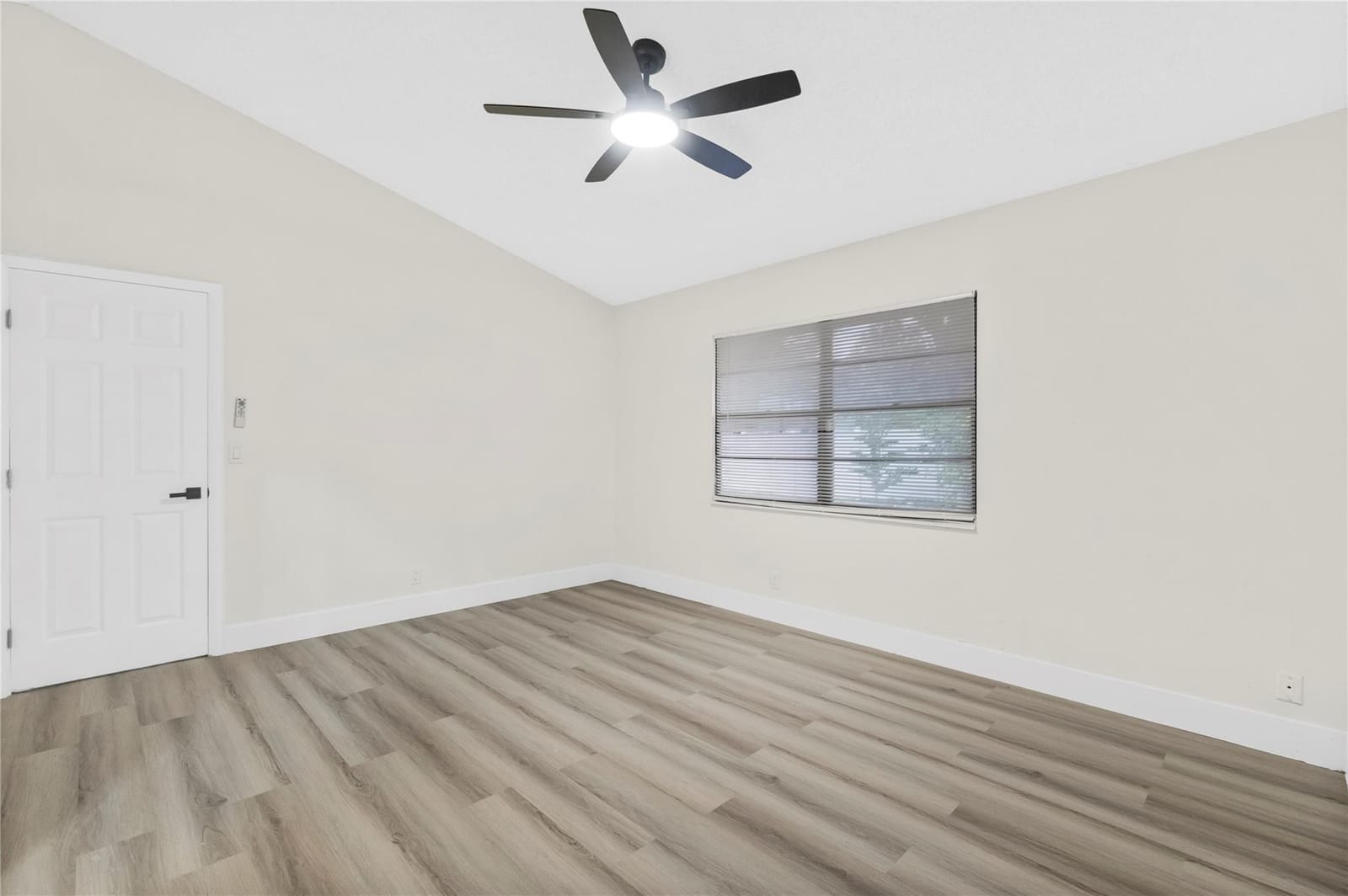 1312 SW 75th Avenue, North Lauderdale, FL 33068 photo 10