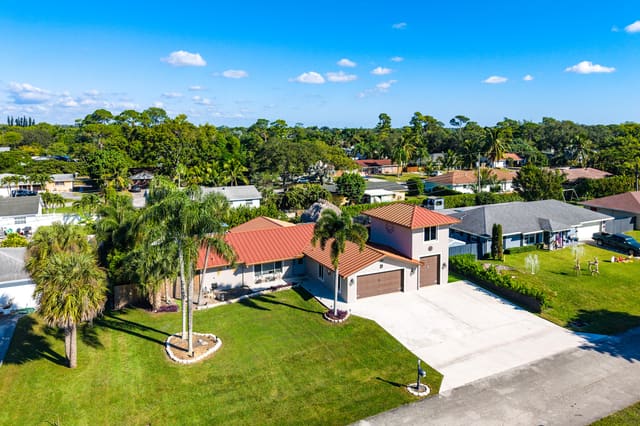 74 W Palmetto Road, Lake Worth, FL 33467