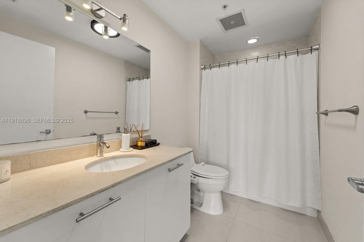 3470 E Coast Avenue H0402, Miami, FL 33137 photo 8