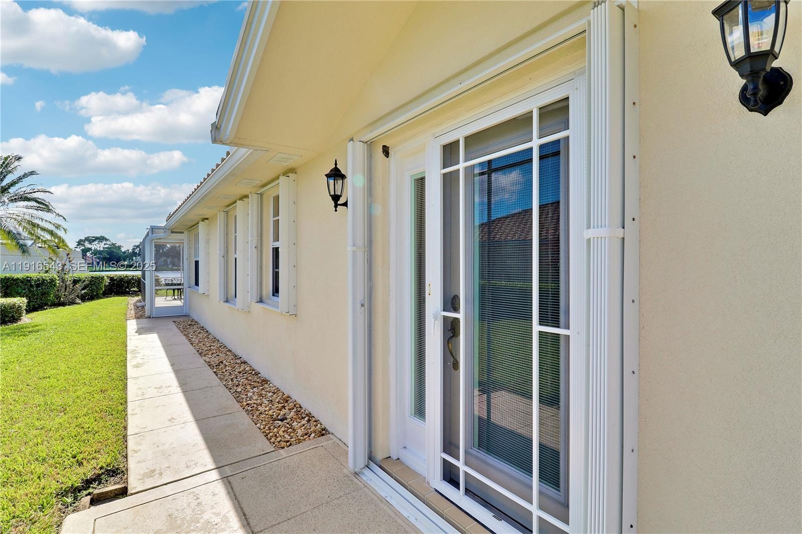 7814 SE Spicewood Circle, Hobe Sound, FL 33455 photo 4