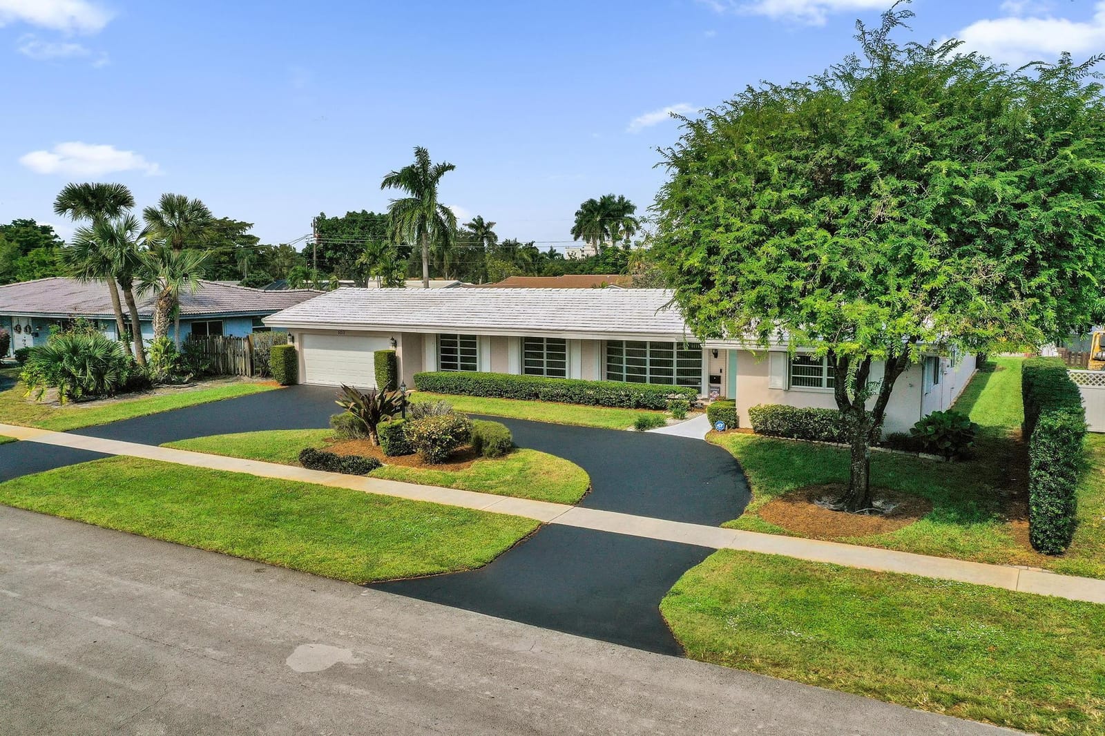 5011 Madison Street, Hollywood, FL 33021 photo 2
