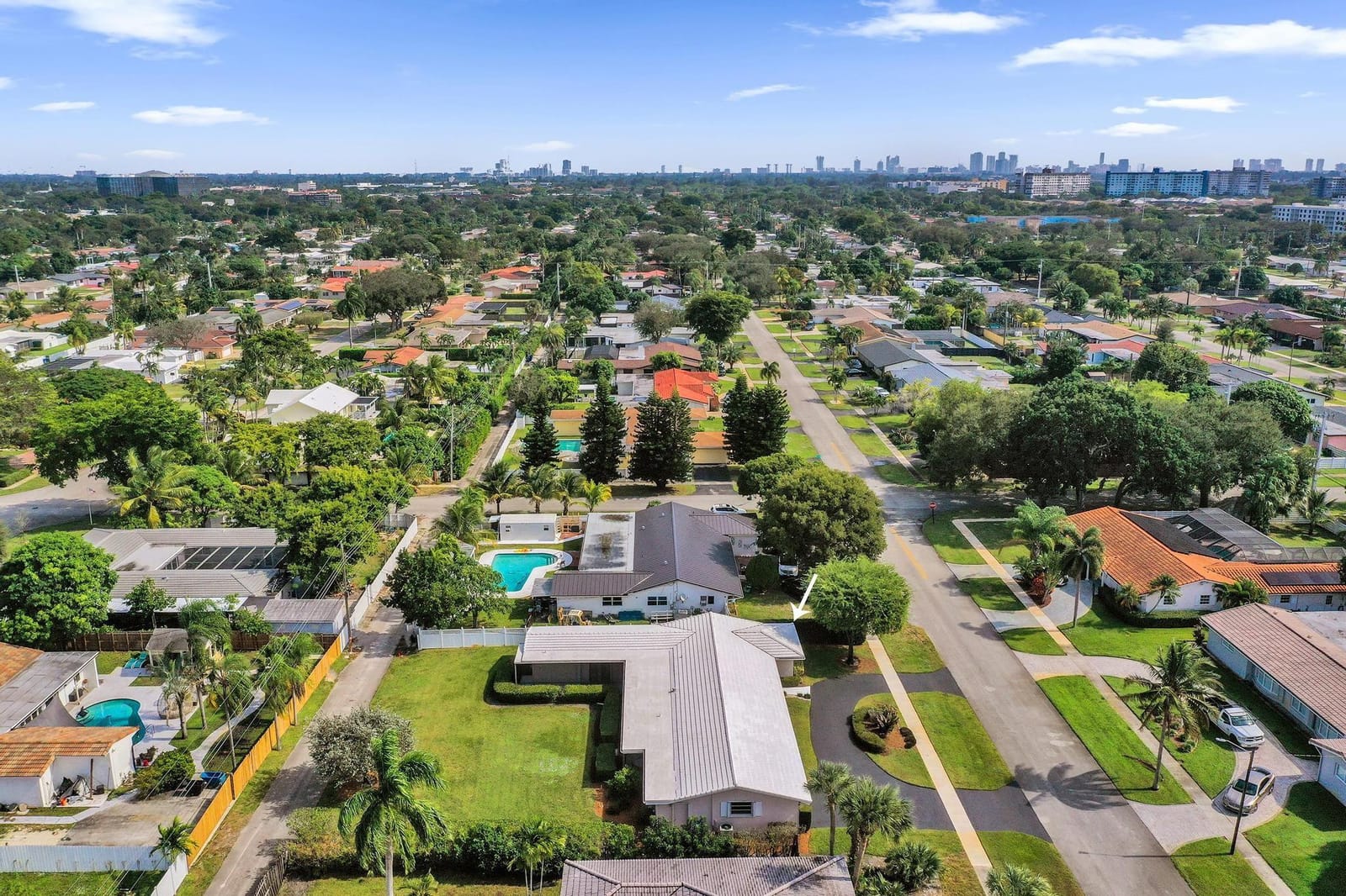 5011 Madison Street, Hollywood, FL 33021 photo 11