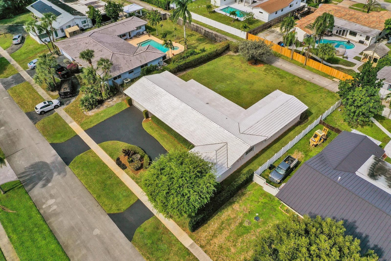 5011 Madison Street, Hollywood, FL 33021 photo 3