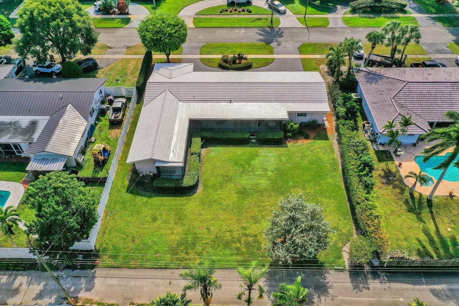 5011 Madison Street, Hollywood, FL 33021 photo 9