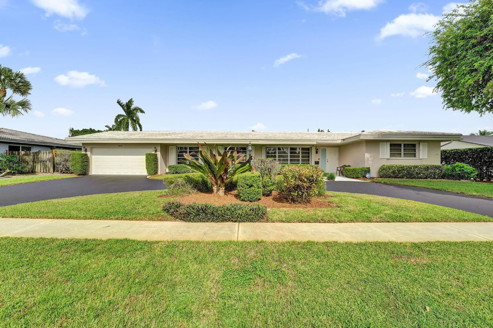 5011 Madison Street, Hollywood, FL 33021