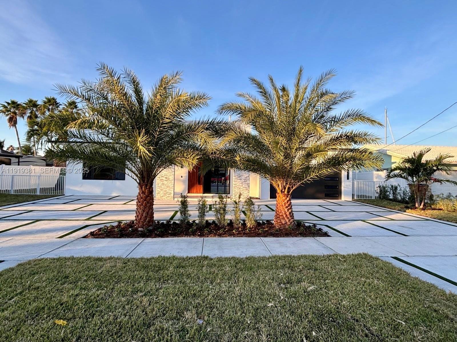 1409 SE 14th Court, Deerfield Beach, FL 33441 photo 1