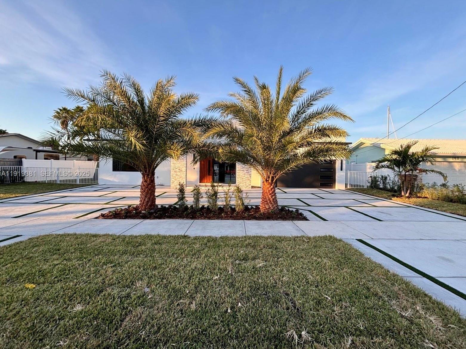1409 SE 14th Court, Deerfield Beach, FL 33441 photo 3