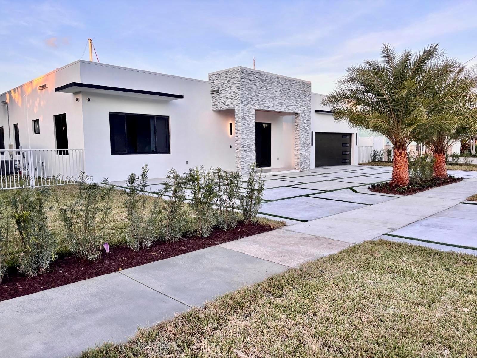 1409 SE 14th Court, Deerfield Beach, FL 33441 photo 4