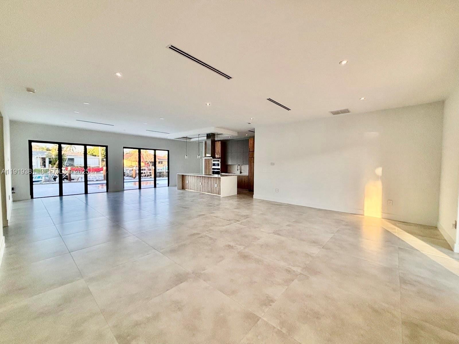 1409 SE 14th Court, Deerfield Beach, FL 33441 photo 6
