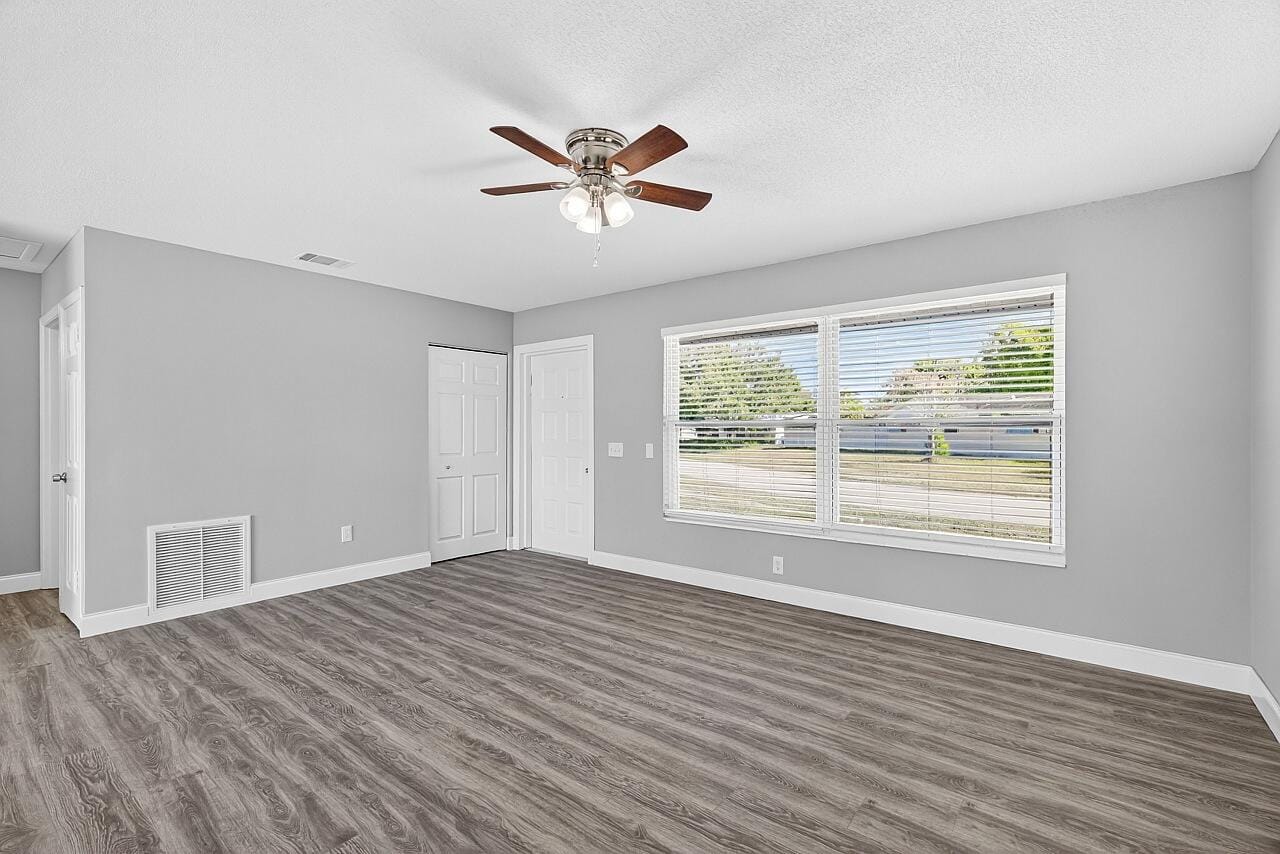 56 1st Court SW — photo 7