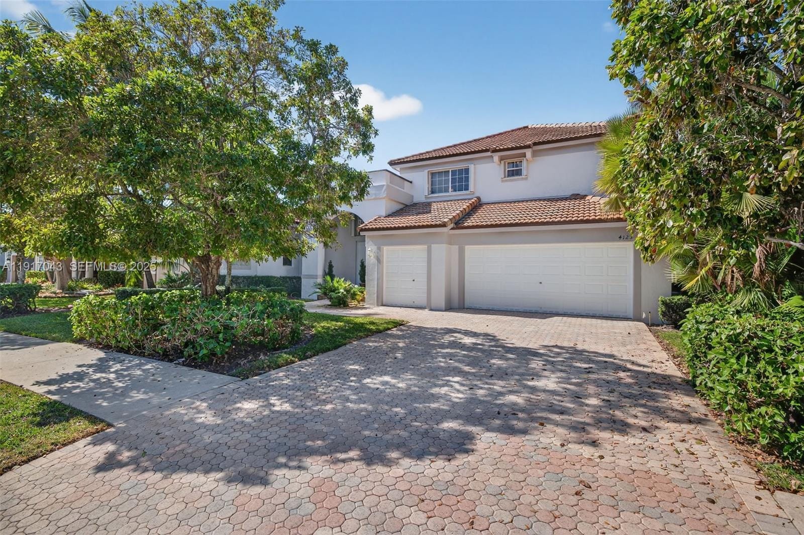 4123 W Lake Estates Drive — photo 2