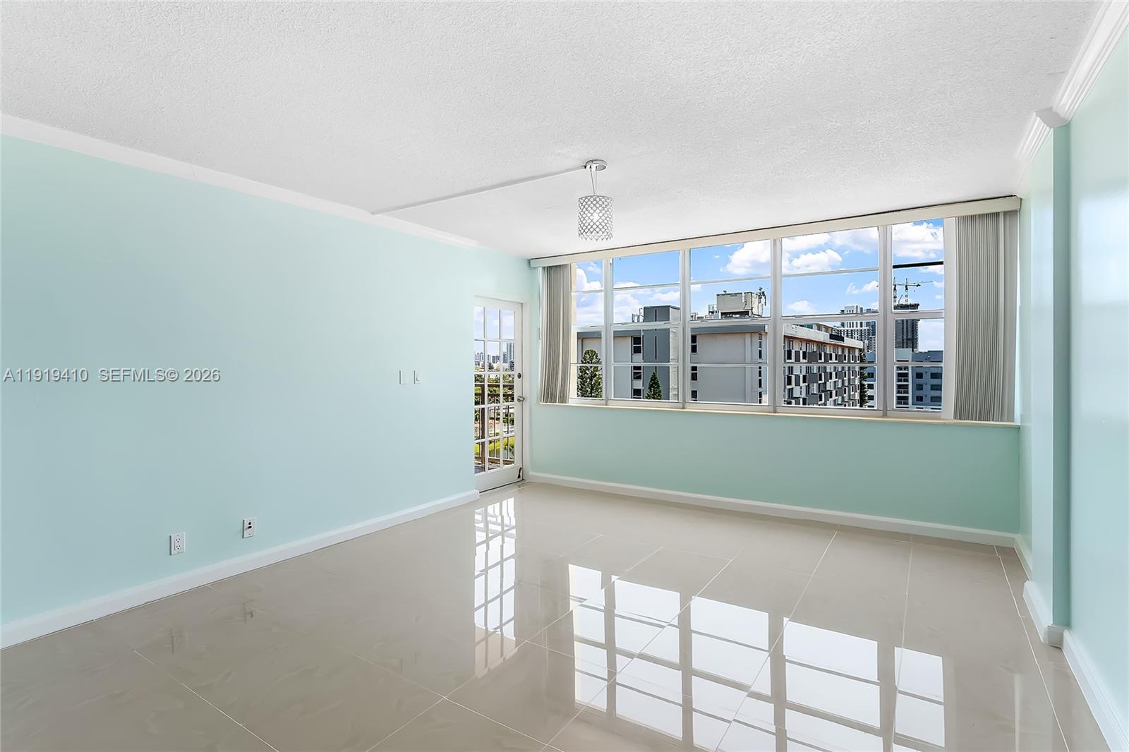 2025 NE 164th Street 907, North Miami Beach, FL 33162, North Miami Beach