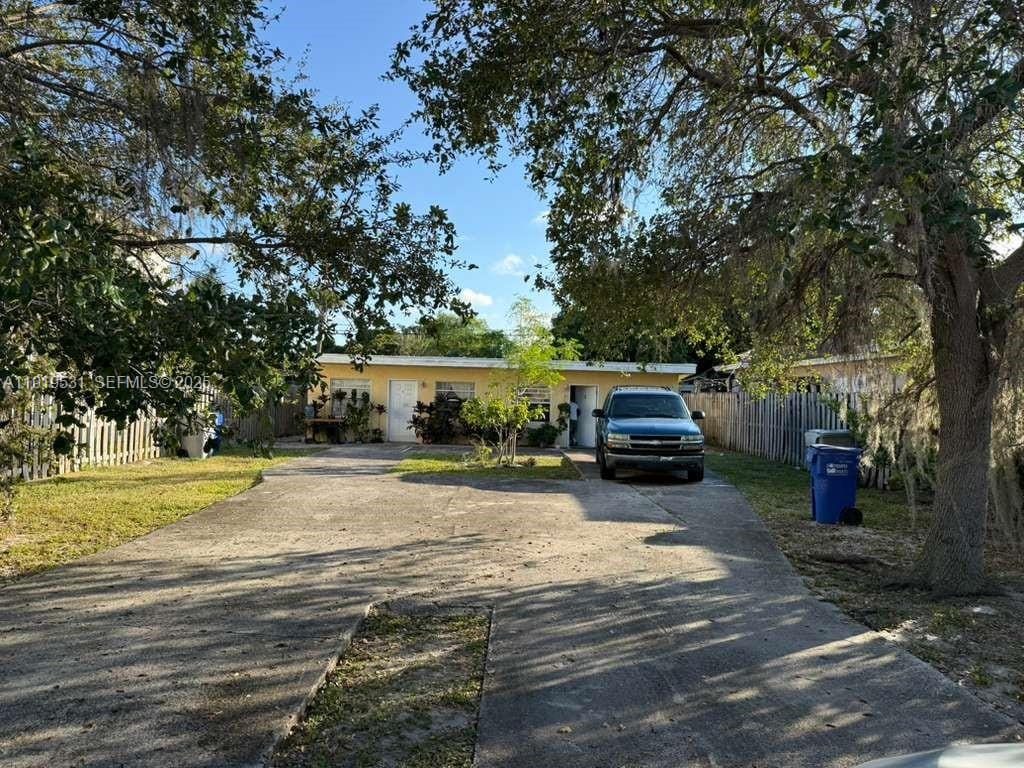 390 NE 30th Street, Pompano Beach, FL 33064