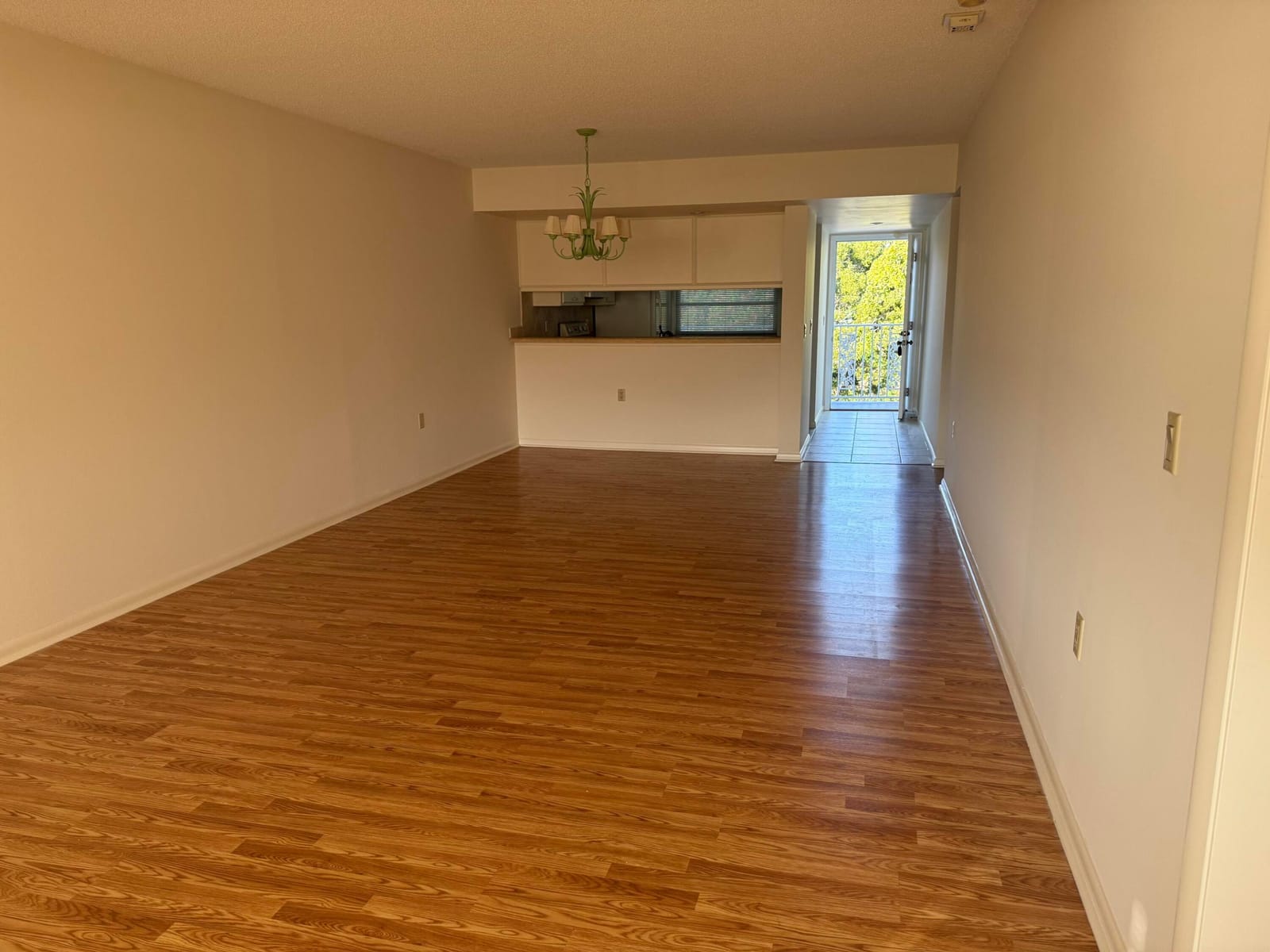 3710 Whitehall Drive 401, West Palm Beach, FL 33401 photo 6