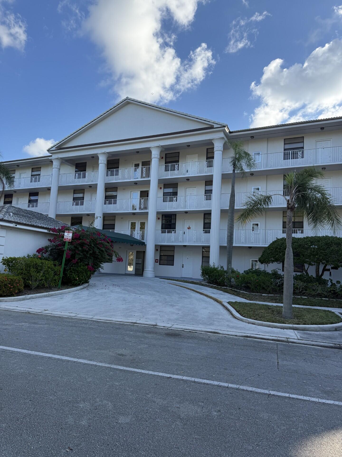 3710 Whitehall Drive 401, West Palm Beach, FL 33401, West Palm Beach