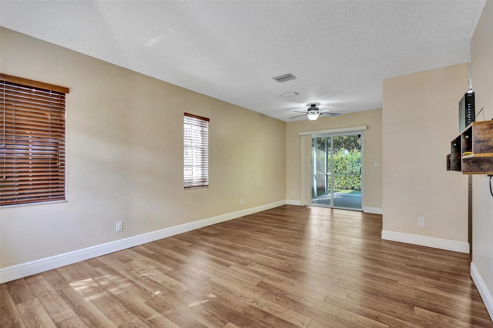 11567 N Open Court — photo 2