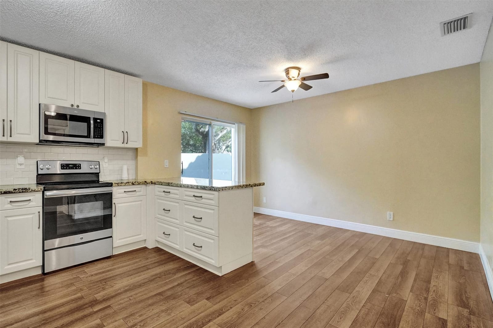 11567 N Open Court — photo 9