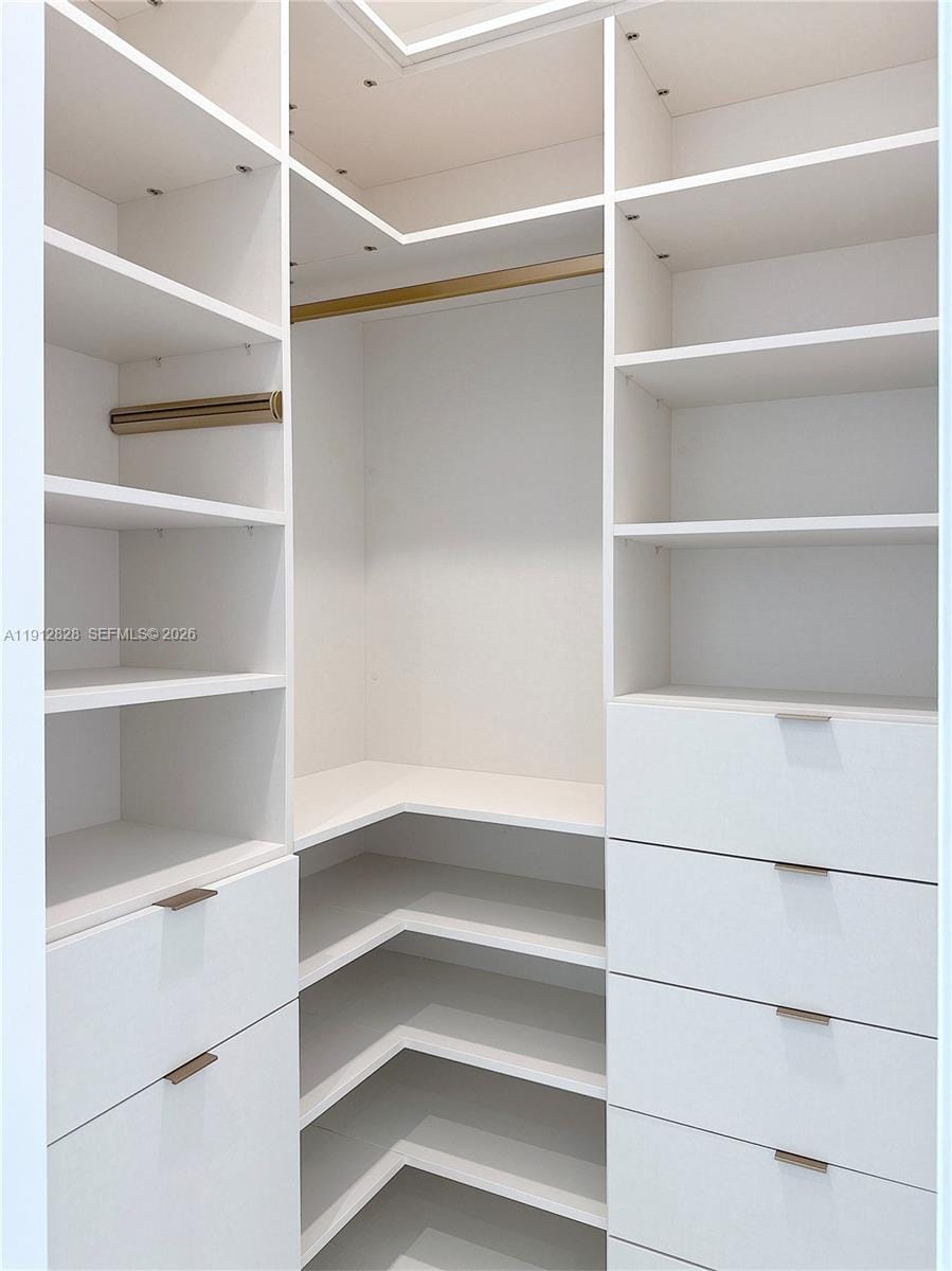 2655 S Bayshore Drive 405, Miami, FL 33133 photo 18